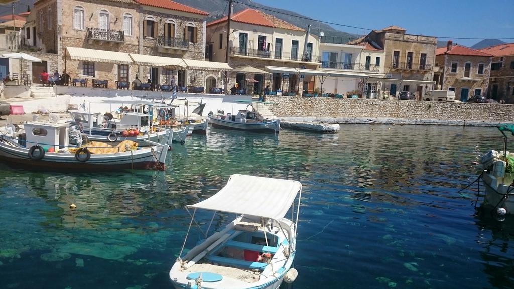 Messinian Blue Seaside Villa Kalamata Exterior photo